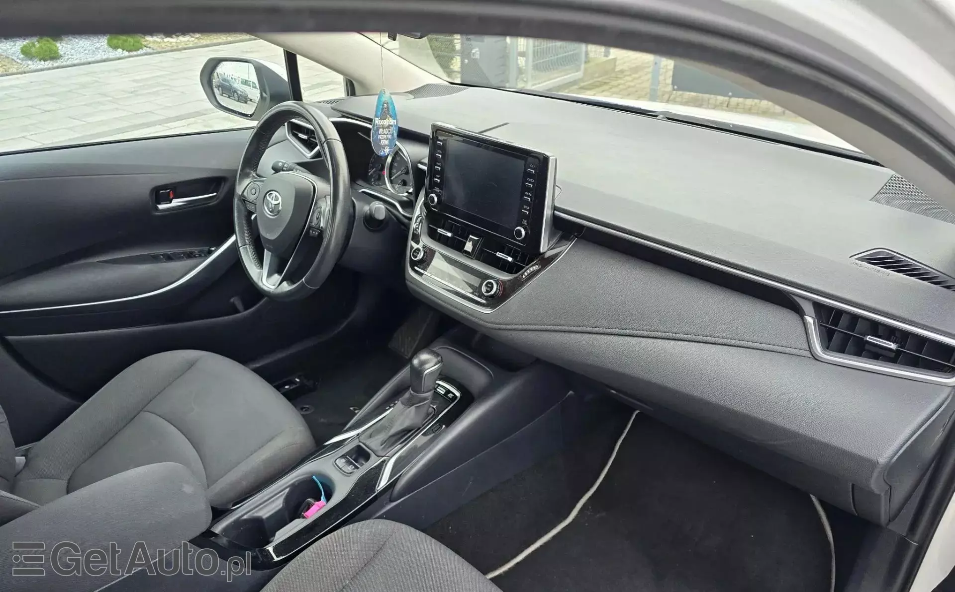 TOYOTA Corolla 1.8i (122 KM) Hybrid CVT