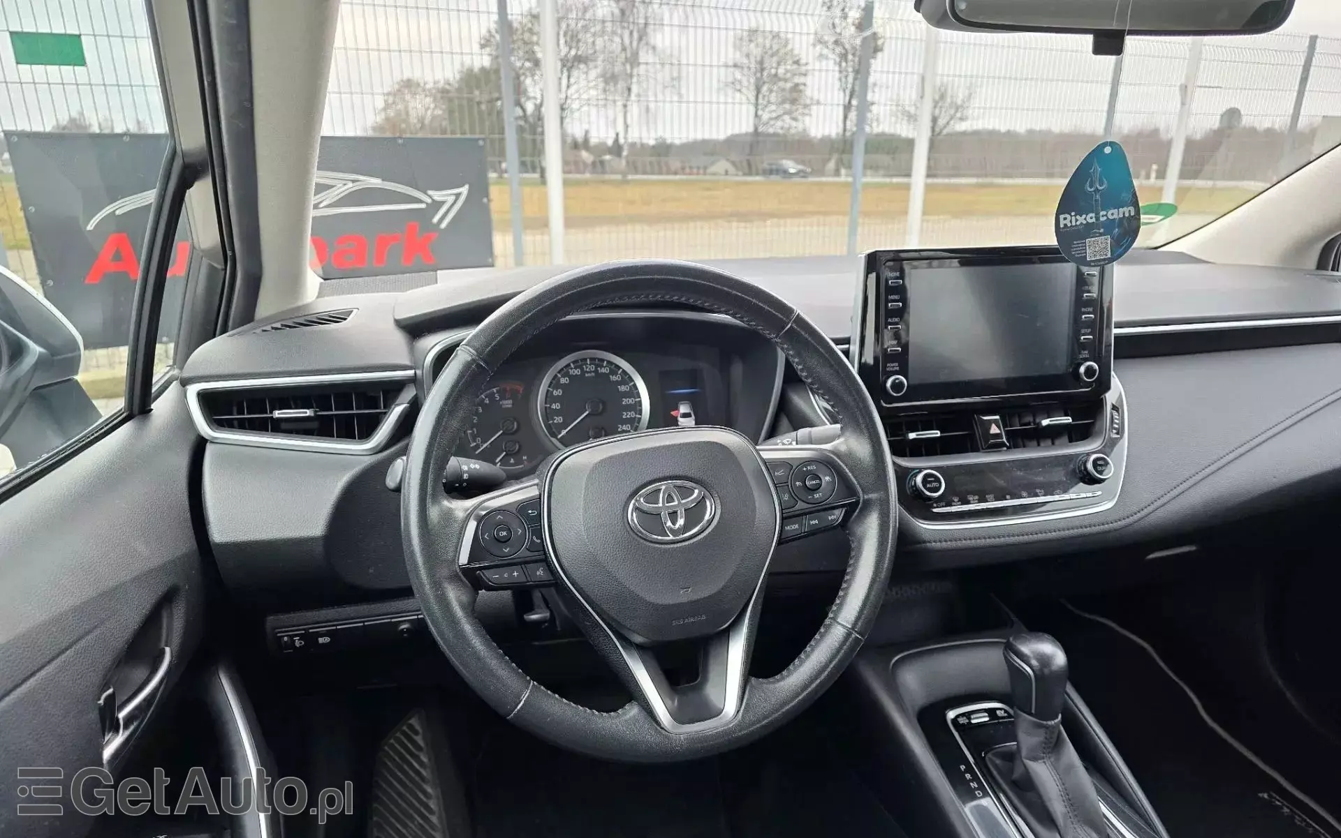 TOYOTA Corolla 1.8i (122 KM) Hybrid CVT