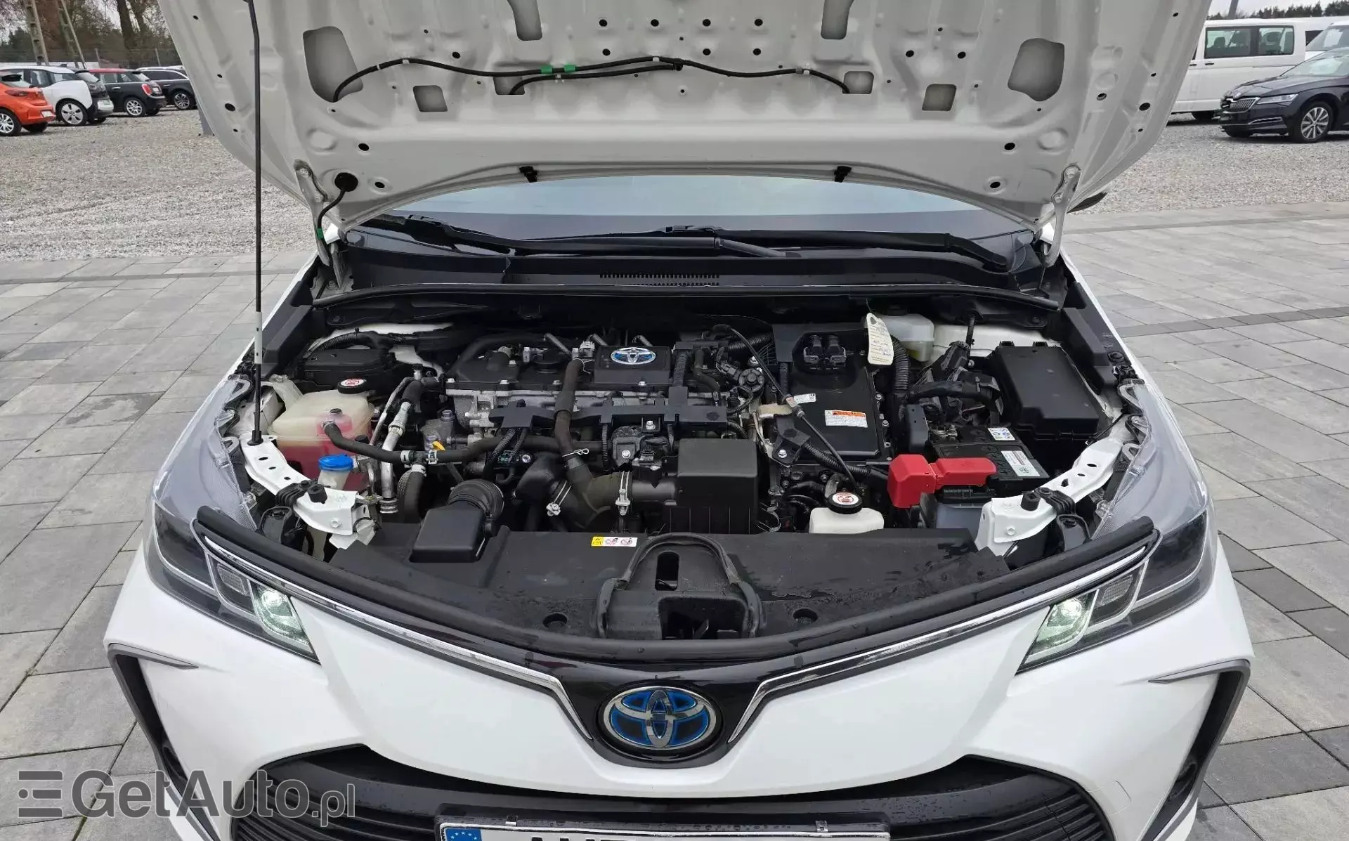TOYOTA Corolla 1.8i (122 KM) Hybrid CVT