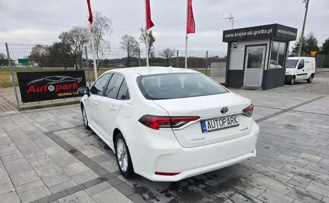 TOYOTA Corolla 1.8i (122 KM) Hybrid CVT