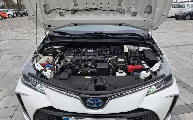 TOYOTA Corolla 1.8i (122 KM) Hybrid CVT
