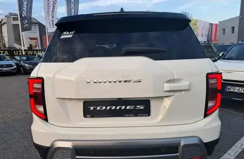 SSANGYONG/KGM Torres 