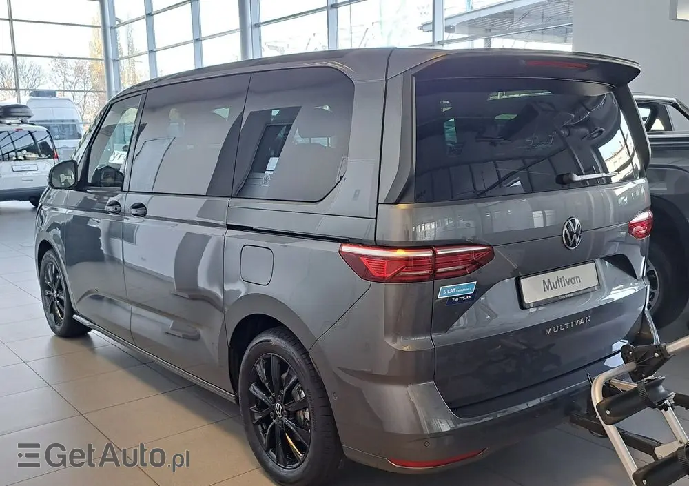 VOLKSWAGEN Multivan 