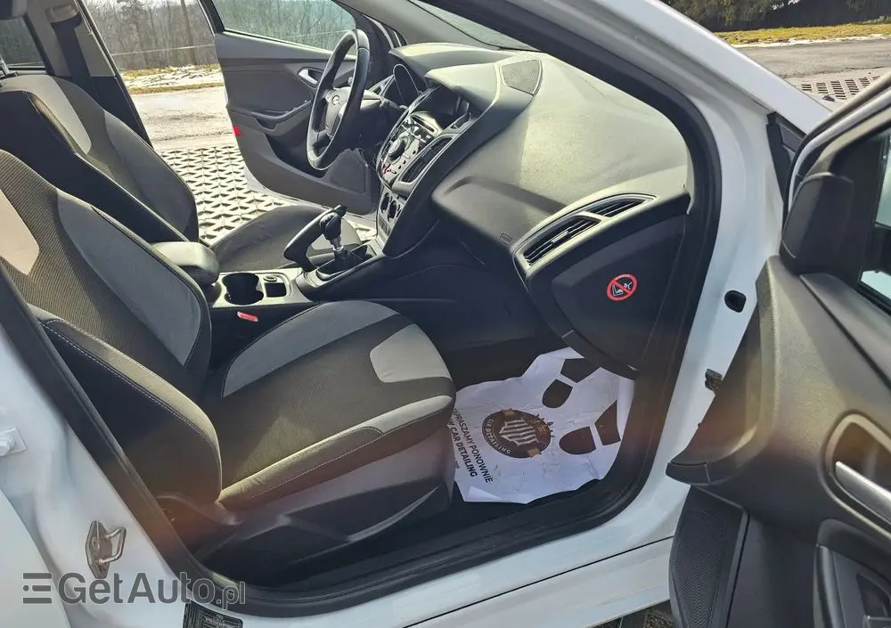 FORD Focus 1.6 EcoBoost Trend Sport