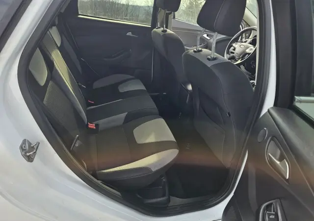 FORD Focus 1.6 EcoBoost Trend Sport
