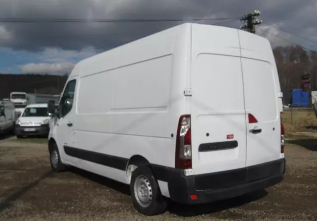 RENAULT Master 