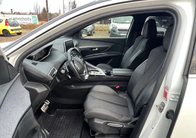 PEUGEOT 5008 1.5 BlueHDi GT S&S EAT8