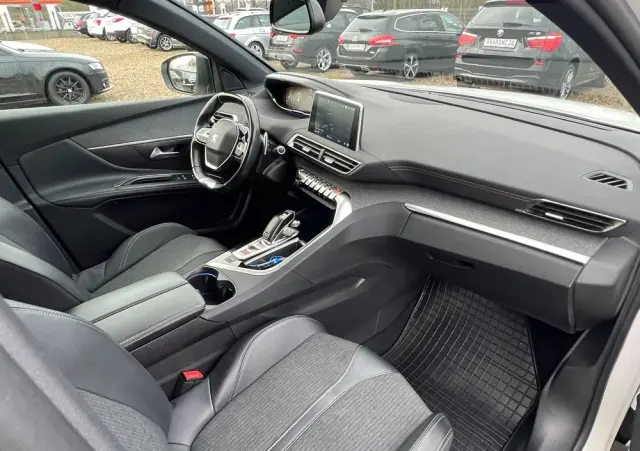 PEUGEOT 5008 1.5 BlueHDi GT S&S EAT8