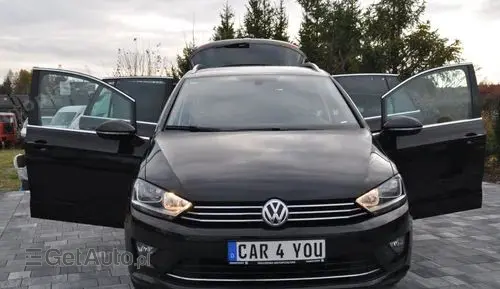 VOLKSWAGEN Golf Sportsvan 