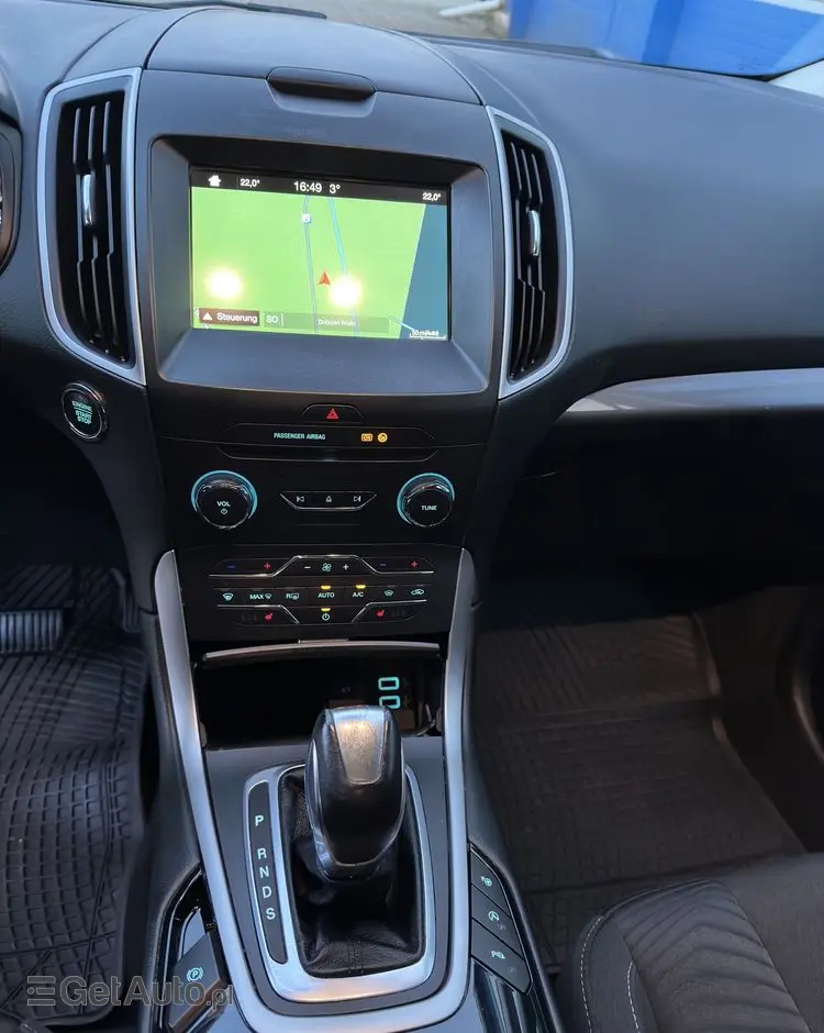 FORD S-Max 2.0 TDCi Titanium PowerShift