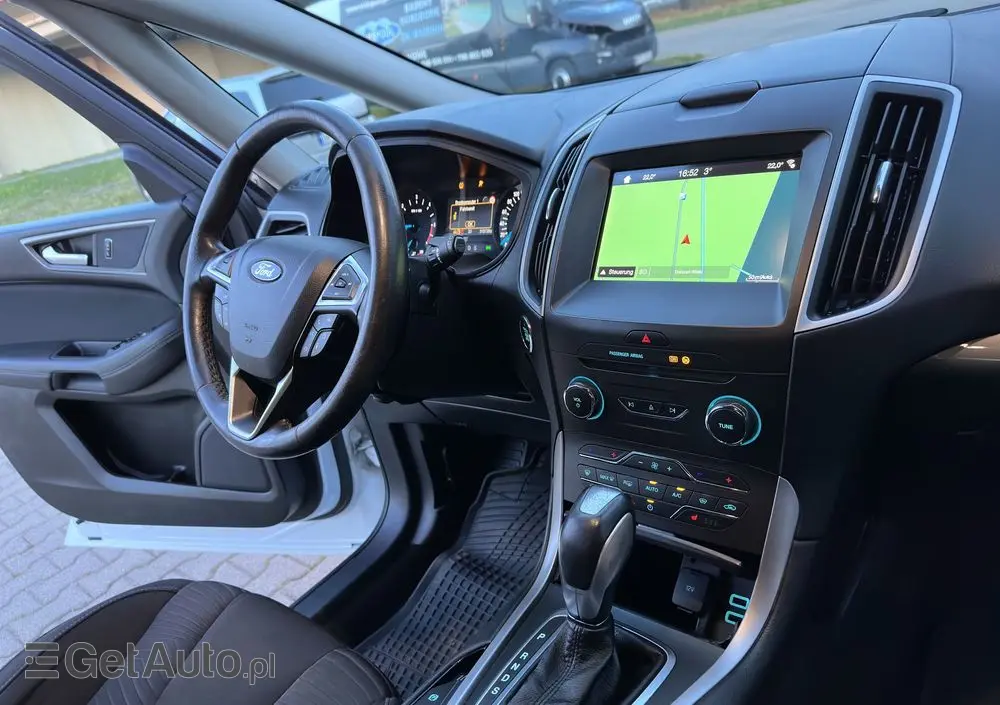 FORD S-Max 2.0 TDCi Titanium PowerShift