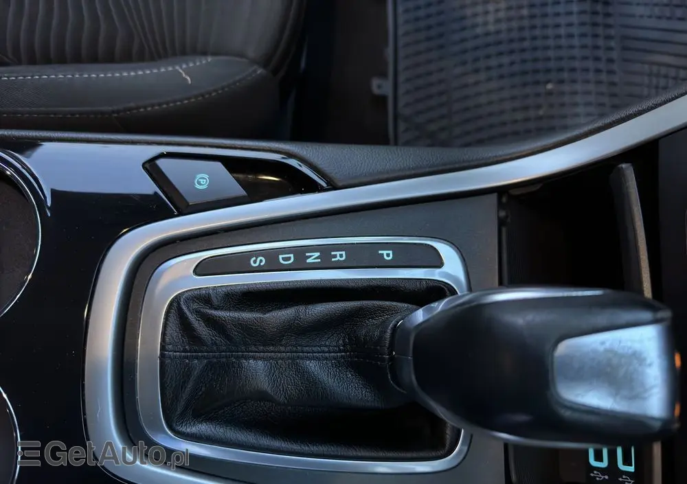 FORD S-Max 2.0 TDCi Titanium PowerShift