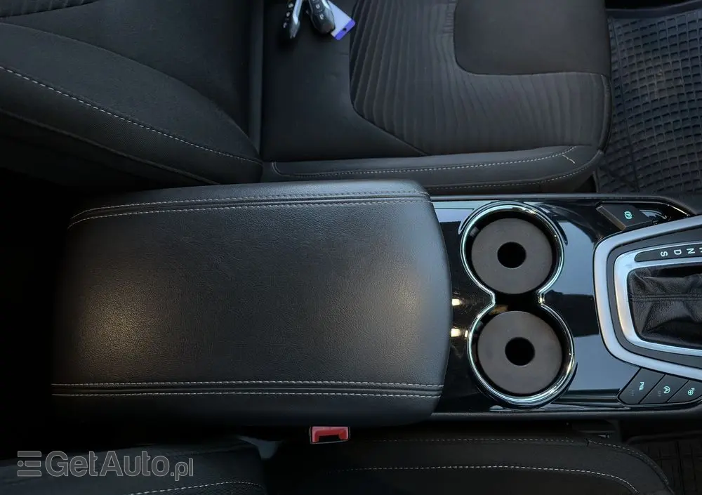 FORD S-Max 2.0 TDCi Titanium PowerShift