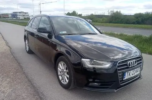 AUDI A4 