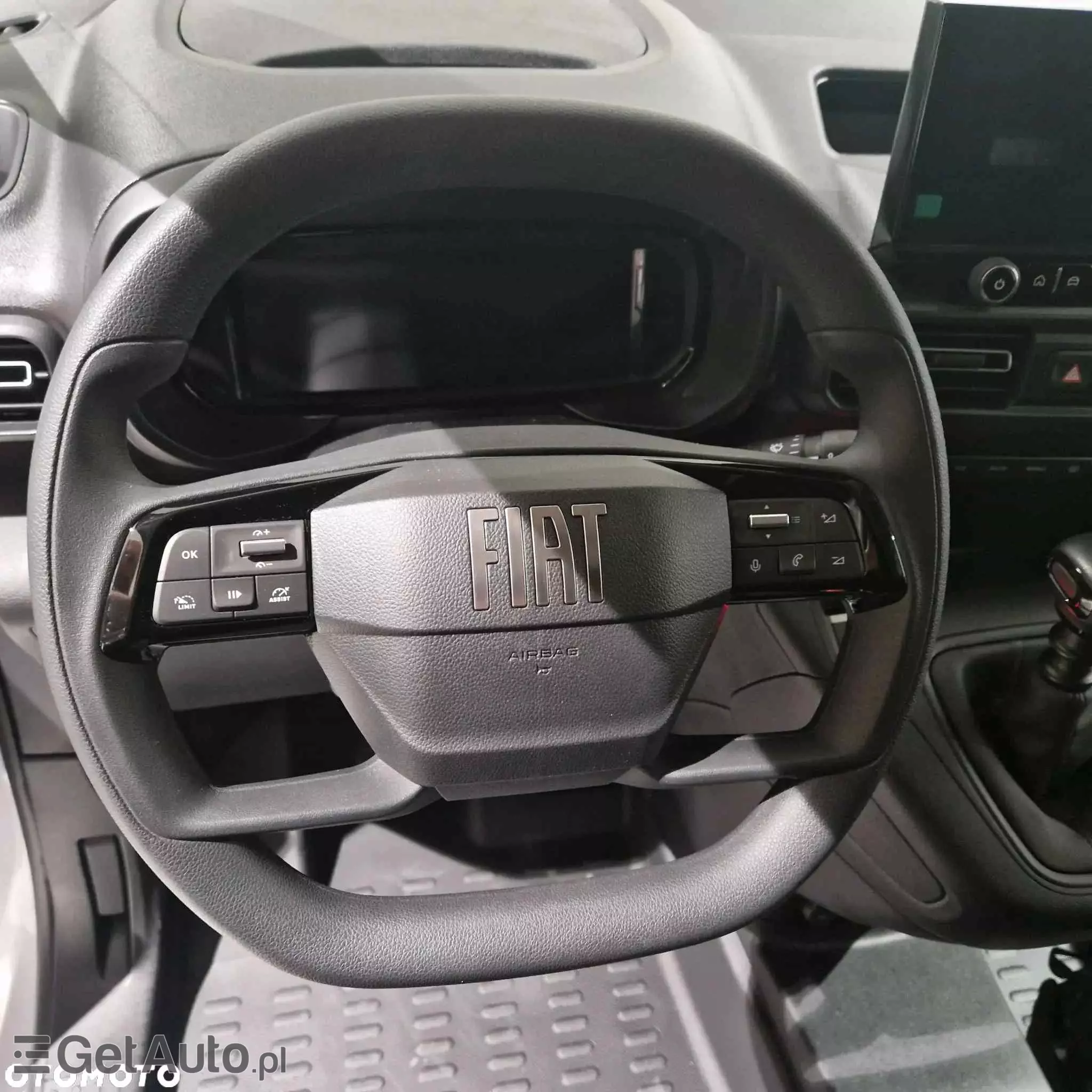 FIAT FIAT NEW DOBLO VAN L1 650 kg, Benzyna 1.2 110 KM 