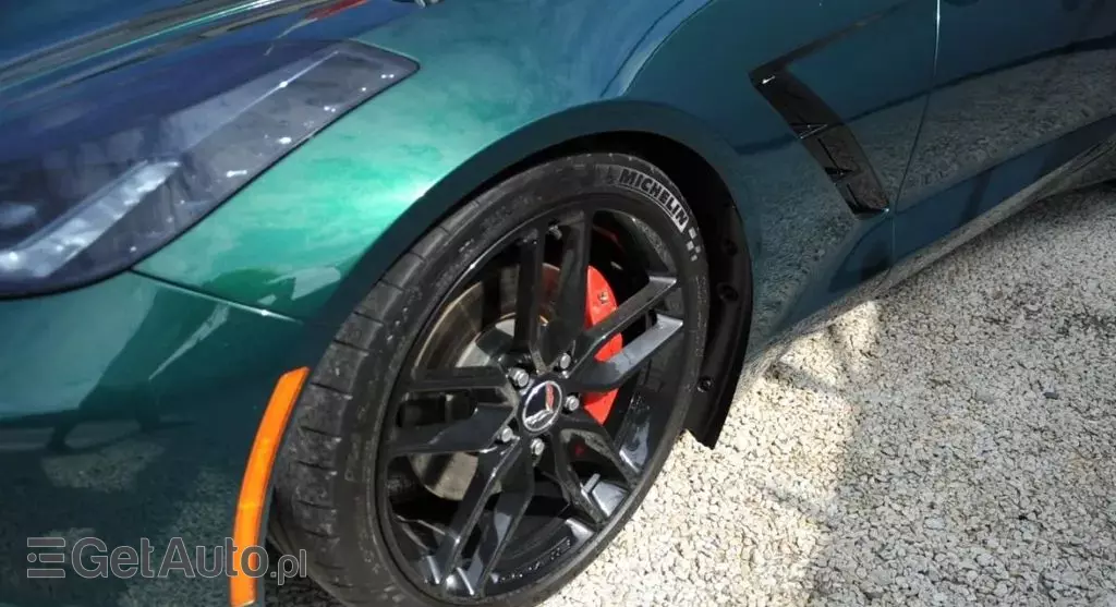CHEVROLET Corvette 