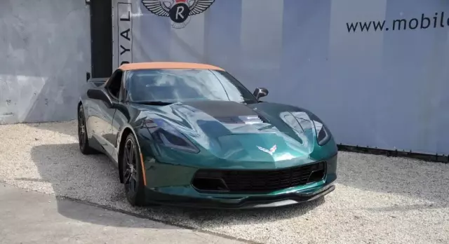 CHEVROLET Corvette 
