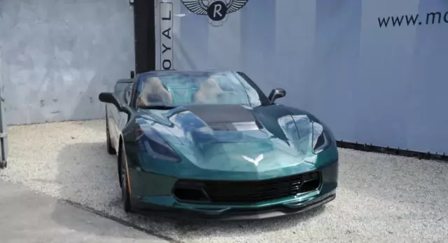 CHEVROLET Corvette 