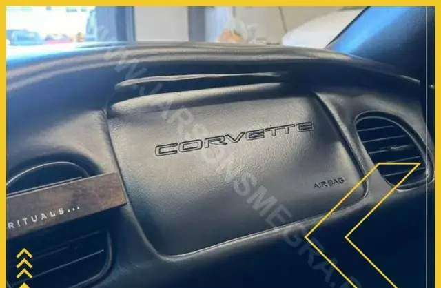CHEVROLET Corvette 