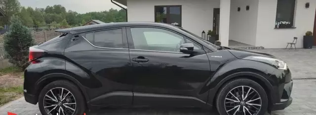 TOYOTA C-hr 