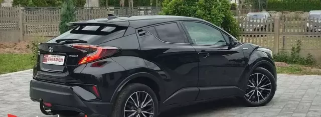 TOYOTA C-hr 