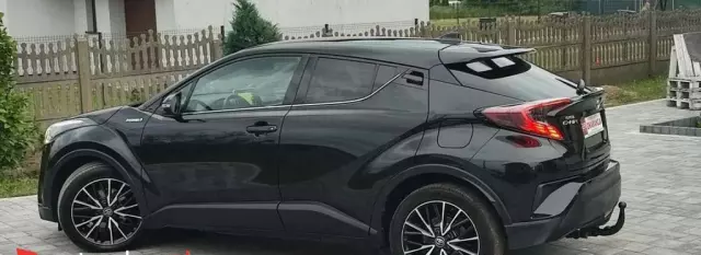 TOYOTA C-hr 