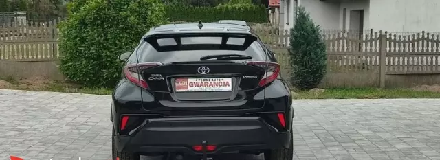 TOYOTA C-hr 