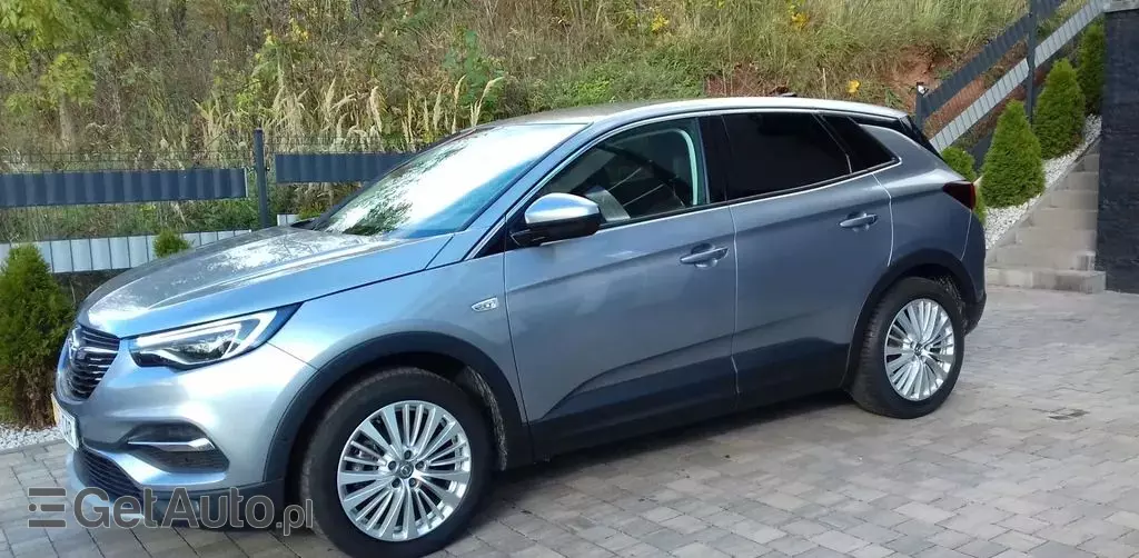 OPEL Grandland 