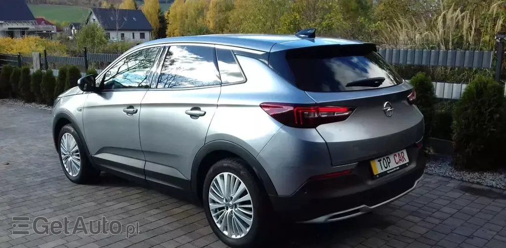 OPEL Grandland 
