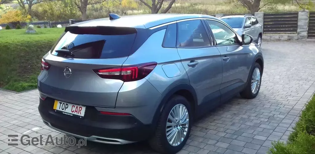 OPEL Grandland 