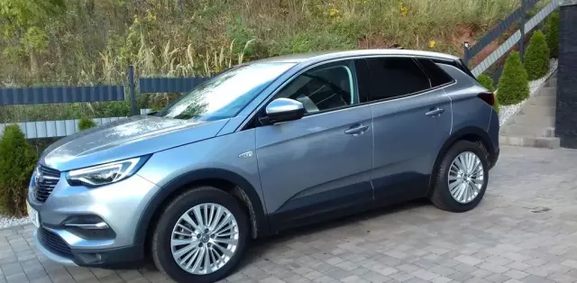 OPEL Grandland 