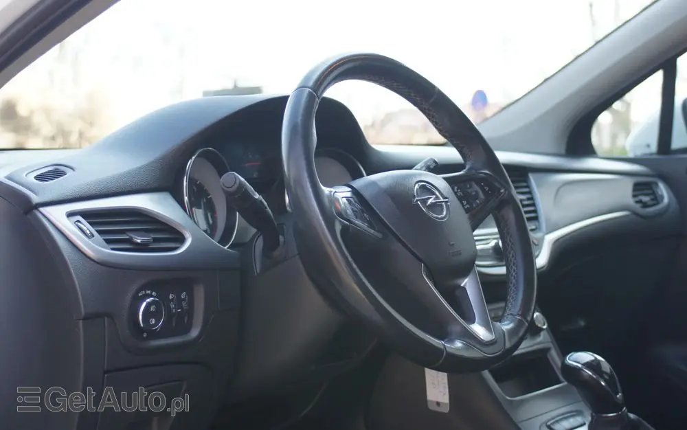 OPEL Astra 1.2 Turbo Start/Stop Elegance