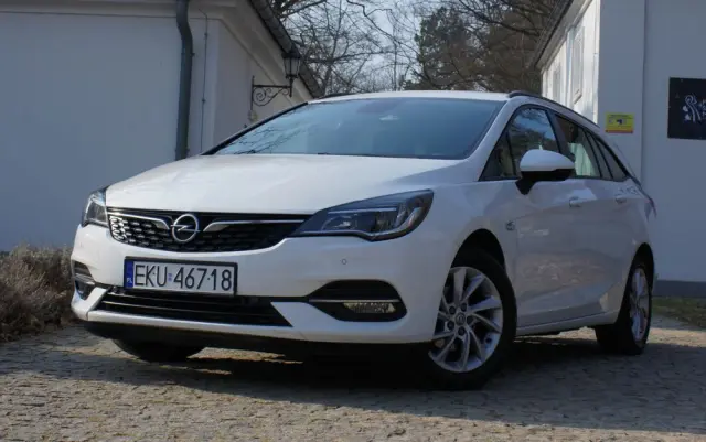 OPEL Astra 1.2 Turbo Start/Stop Elegance