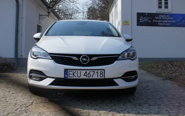 OPEL Astra 1.2 Turbo Start/Stop Elegance