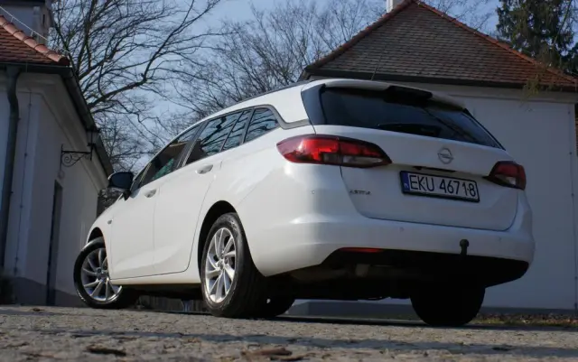 OPEL Astra 1.2 Turbo Start/Stop Elegance