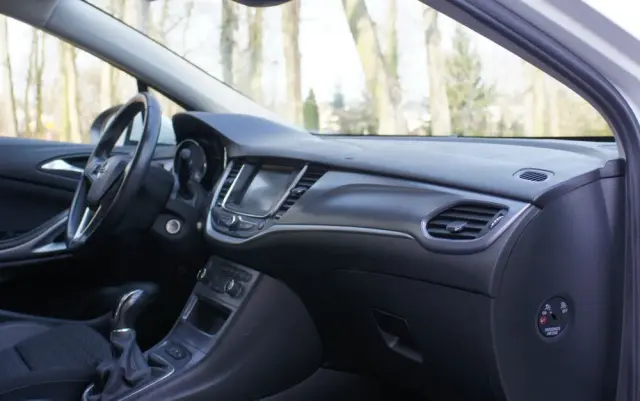 OPEL Astra 1.2 Turbo Start/Stop Elegance