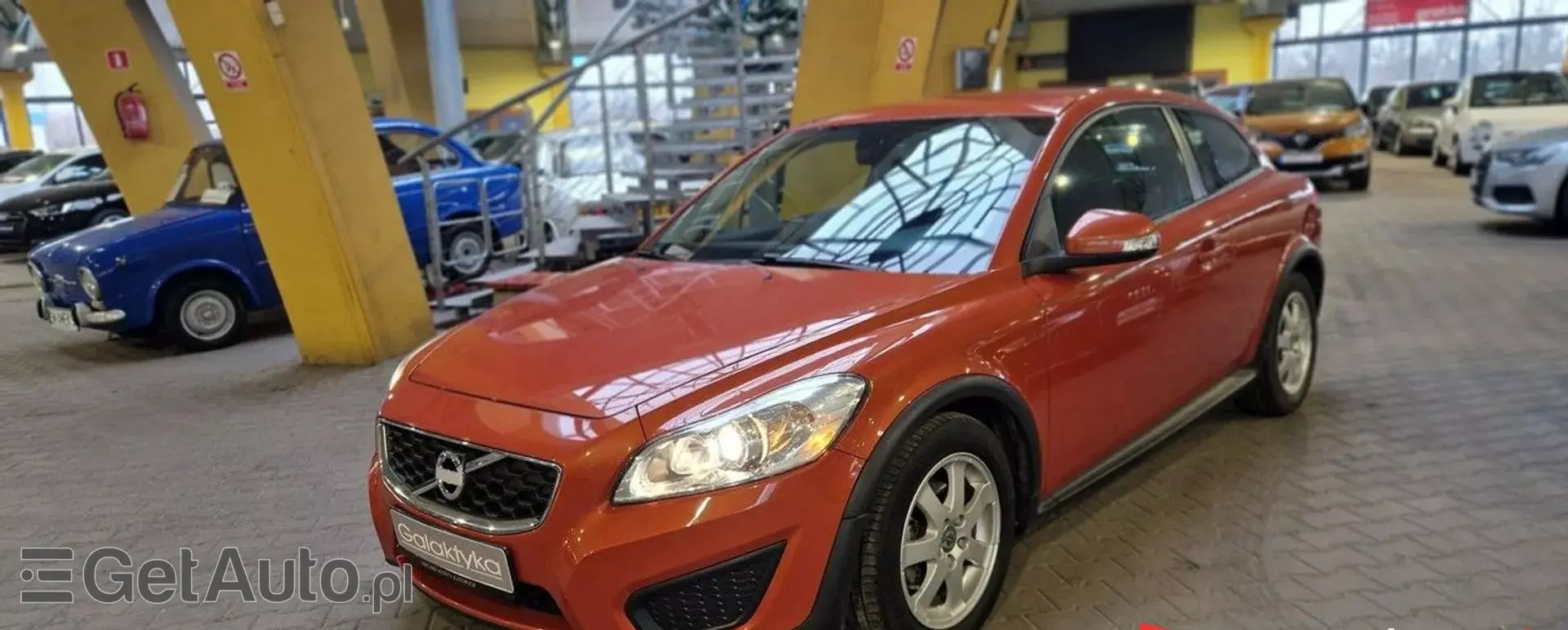 VOLVO C30 
