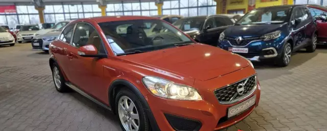 VOLVO C30 