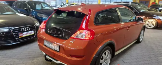 VOLVO C30 