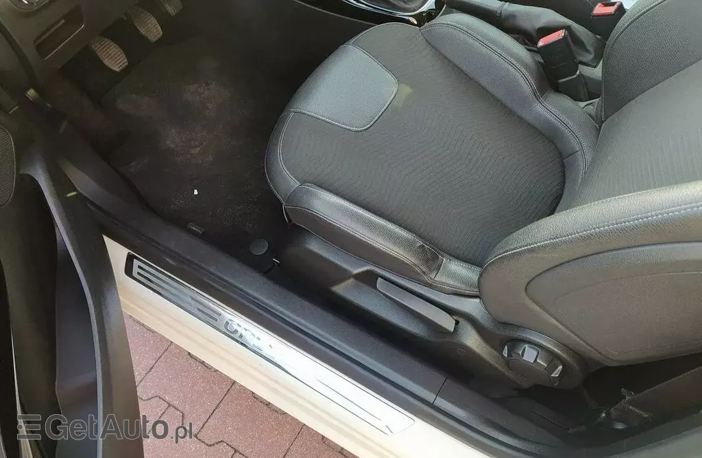 OPEL Adam 