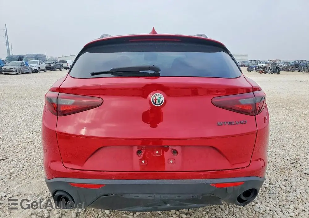 ALFA ROMEO Stelvio 2.0 Turbo 16V AT8-Q4 Lusso Ti