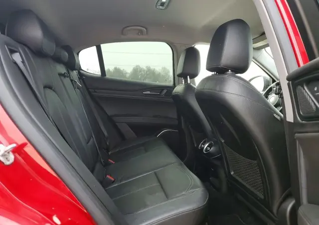 ALFA ROMEO Stelvio 2.0 Turbo 16V AT8-Q4 Lusso Ti