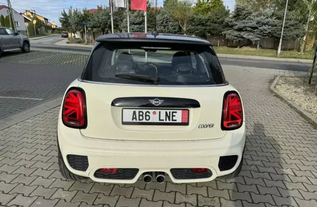 MINI  Mini 