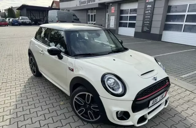 MINI  Mini 