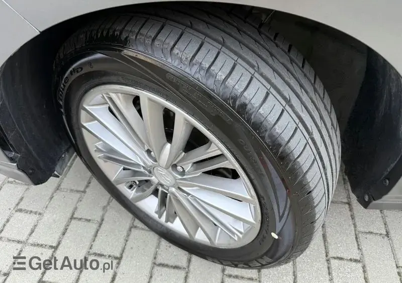 HYUNDAI Kona 1.0 T-GDI Advantage+