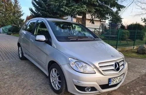 MERCEDES-BENZ Klasa B 