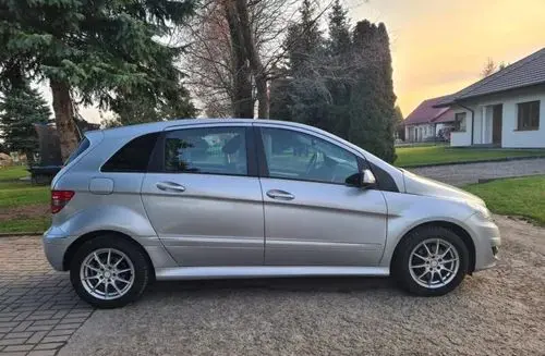 MERCEDES-BENZ Klasa B 