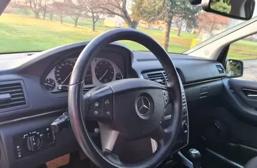 MERCEDES-BENZ Klasa B 