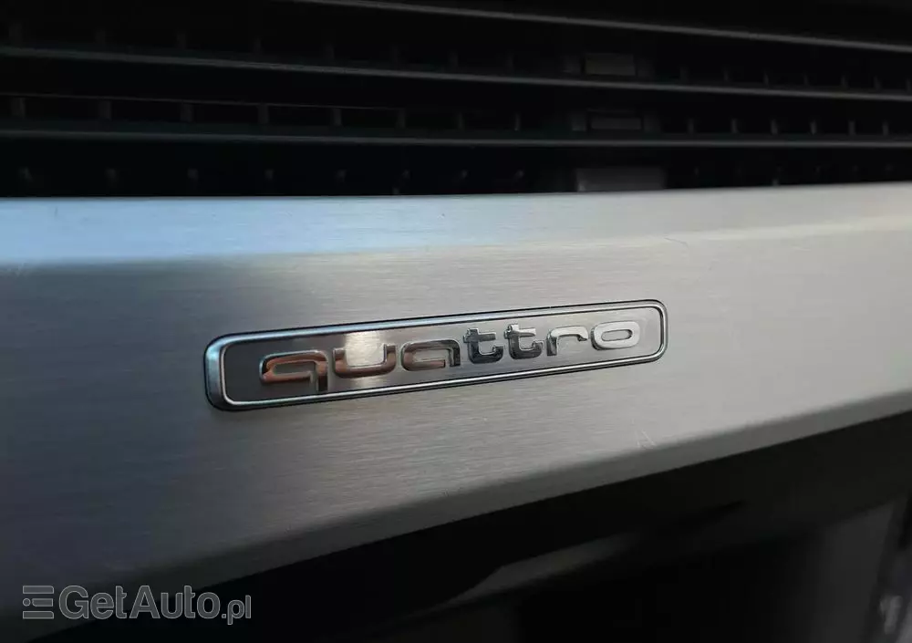 AUDI A4 2.0 TDI Quattro Sport S tronic