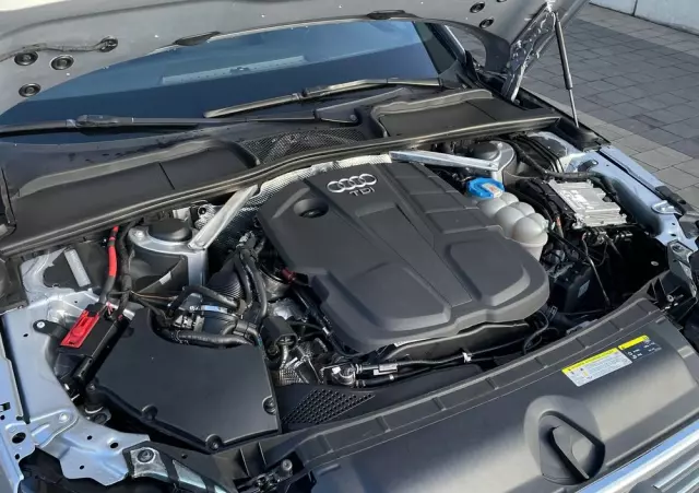 AUDI A4 2.0 TDI Quattro Sport S tronic